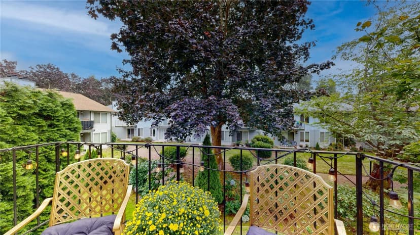 Property photo for 1840 Central Place S #b18, Kent photo 7