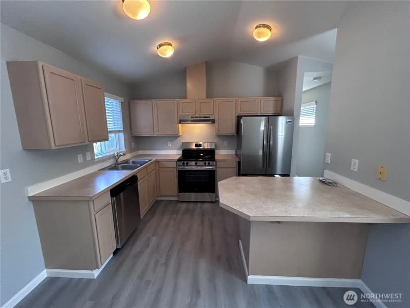 Property photo for 8830 2nd Avenue S, Seattle photo 12
