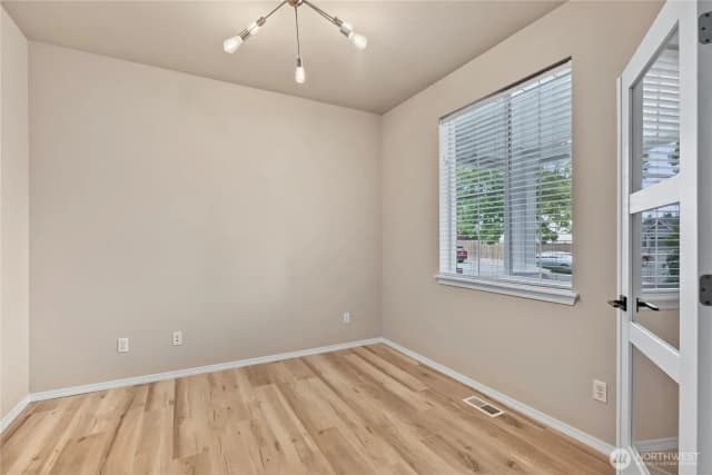 Property photo for 18009 36th Avenue E, Tacoma photo 5