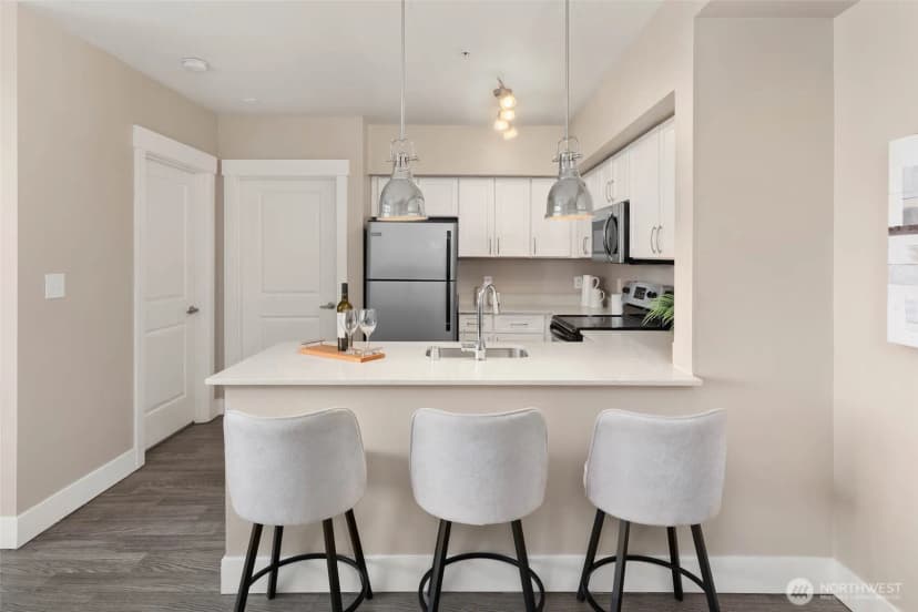 Property photo for 11415 Slater Avenue Ne #403, Kirkland photo 10