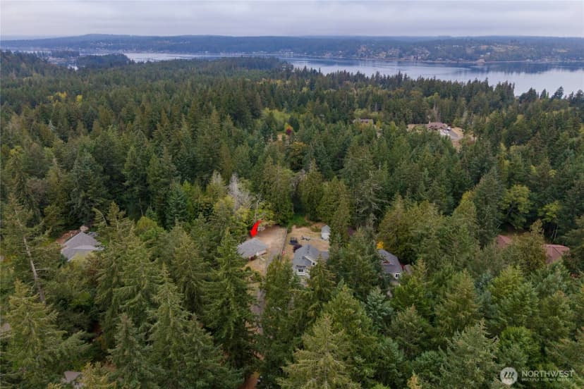 Property photo for 811 Hyak Way, Fox Island photo 34