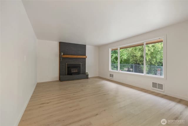 Property photo for 811 Hyak Way, Fox Island photo 5