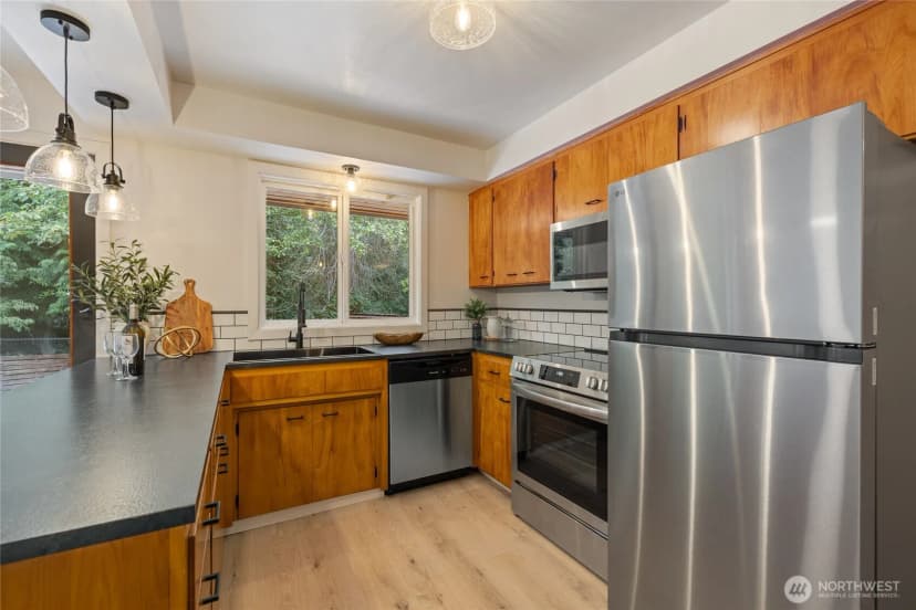 Property photo for 811 Hyak Way, Fox Island photo 13