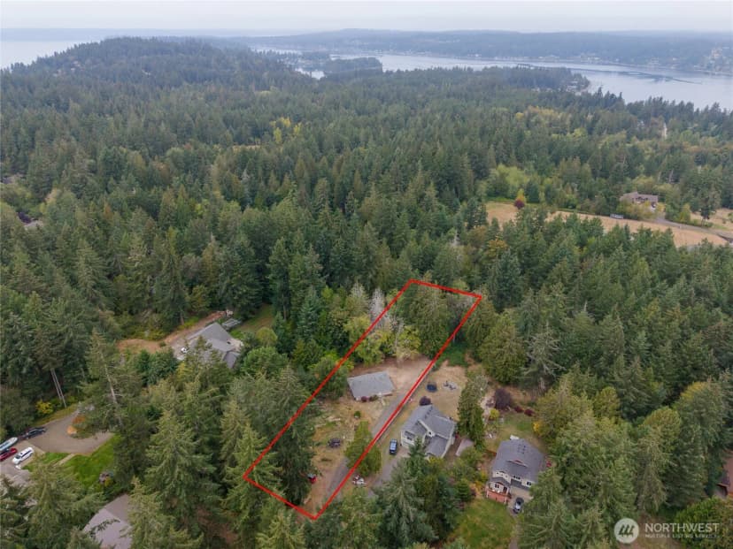 Property photo for 811 Hyak Way, Fox Island photo 38