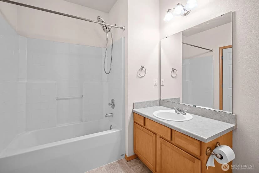 Property photo for 18615 101st Avenue Ct E #260, Puyallup photo 19