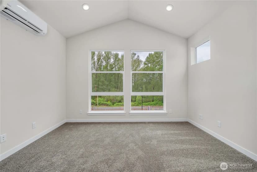 Property photo for 4273 Aberdeen Way Ne, Renton photo 28