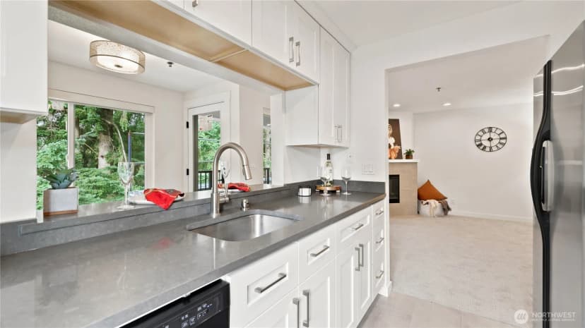 Property photo for 220 Ne Dogwood Street #b301, Issaquah photo 12