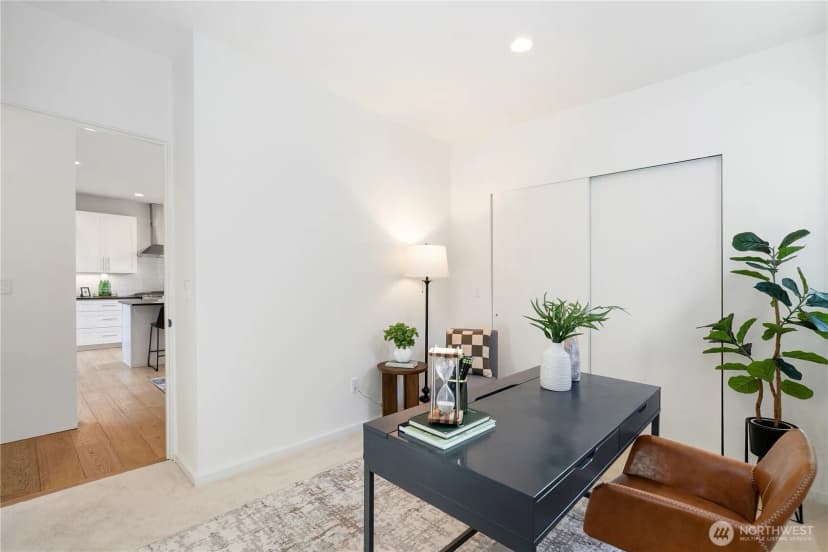 Property photo for 2825 22nd Avenue W, Seattle photo 14