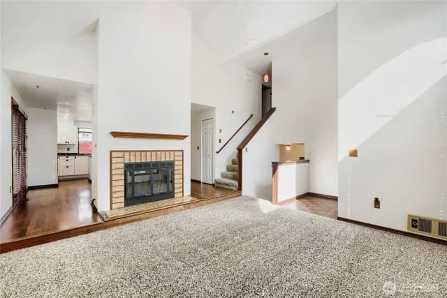 Property photo for 11912 Se 211th Place, Kent photo 5