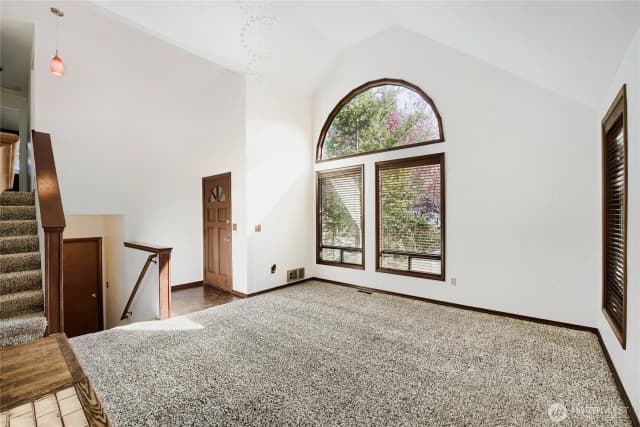 Property photo for 11912 Se 211th Place, Kent photo 4