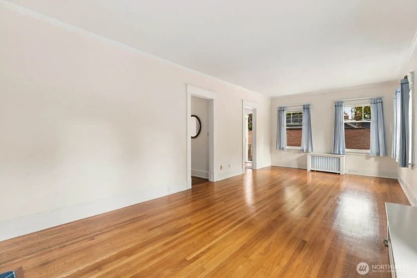 Property photo for 721 21st Avenue E, Seattle photo 16