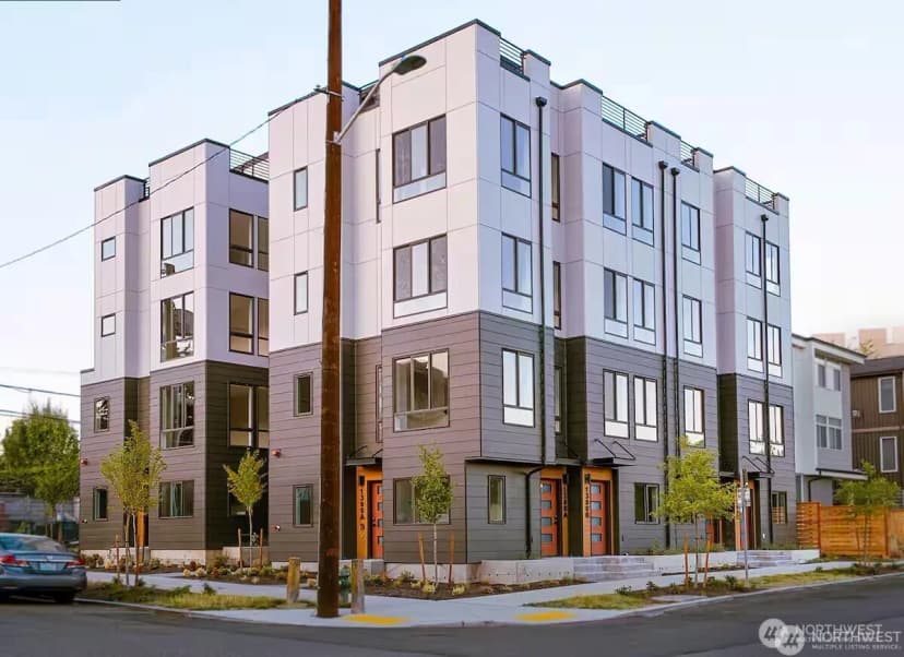 Property photo for 1300 E Remington Court #b, Seattle photo 29