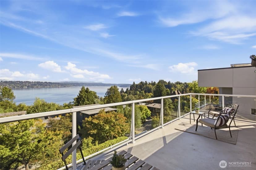 Property photo for 2039 34th Avenue S, Seattle photo 21