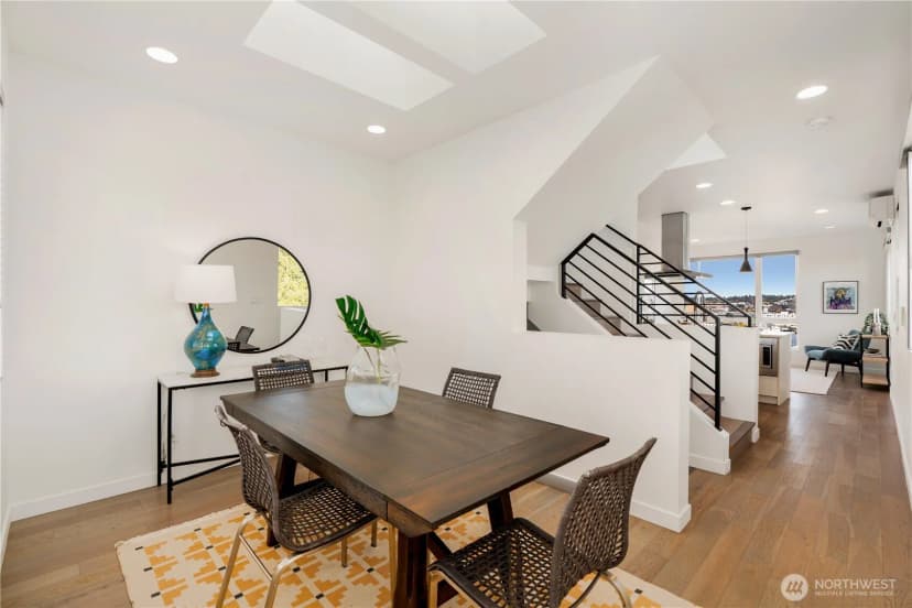 Property photo for 1208 W Emerson Street, Seattle photo 14