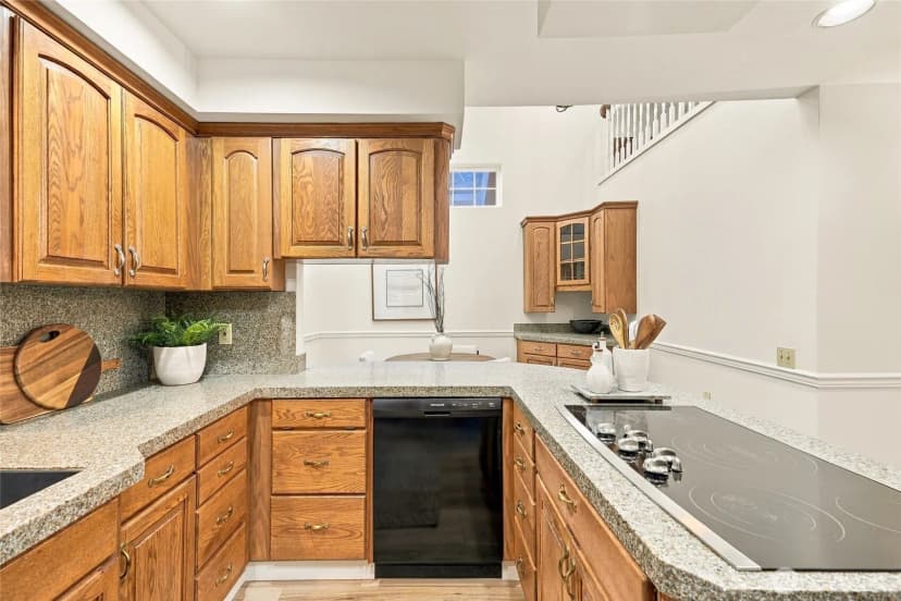 Property photo for 15803 60th Avenue W, Edmonds photo 18