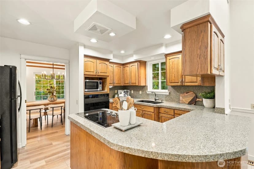 Property photo for 15803 60th Avenue W, Edmonds photo 16