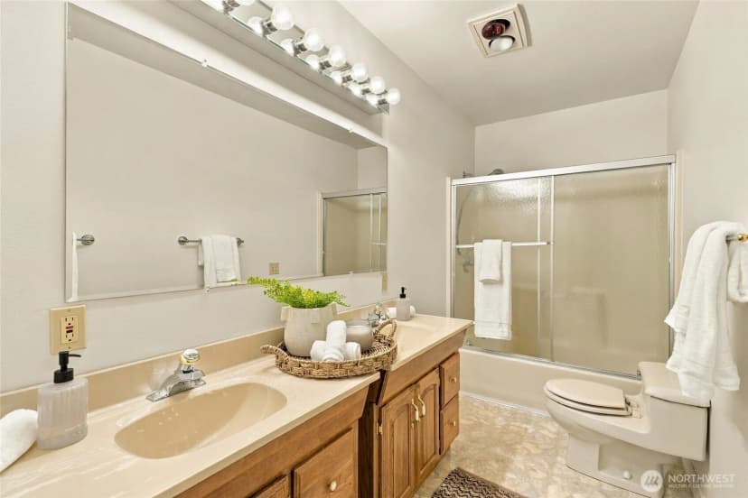 Property photo for 15803 60th Avenue W, Edmonds photo 31