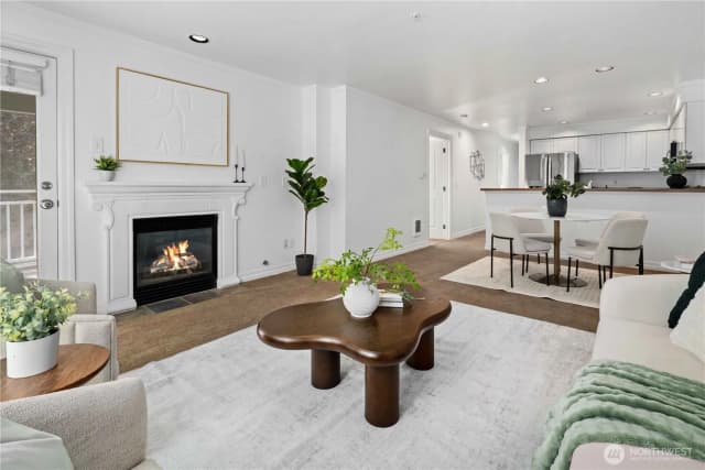 Property photo for 215 20th Avenue E #204, Seattle photo 5