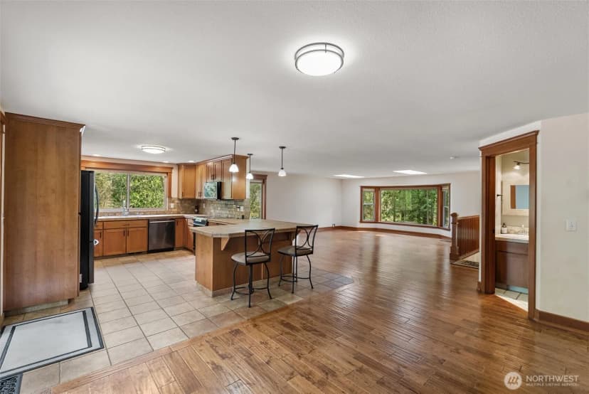 Property photo for 27422 Se 236th Street, Maple Valley photo 10
