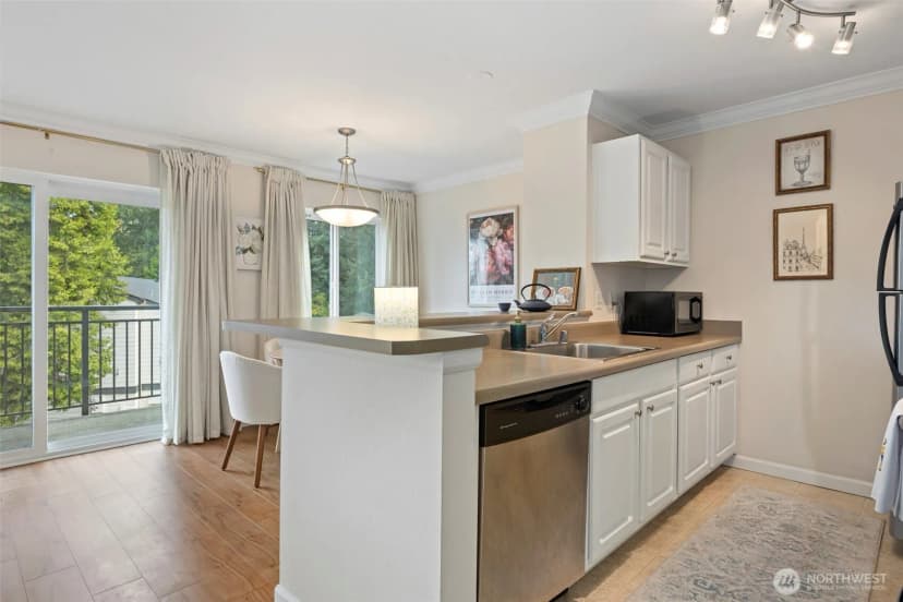 Property photo for 31500 33rd Place Sw #q203, Federal Way photo 6