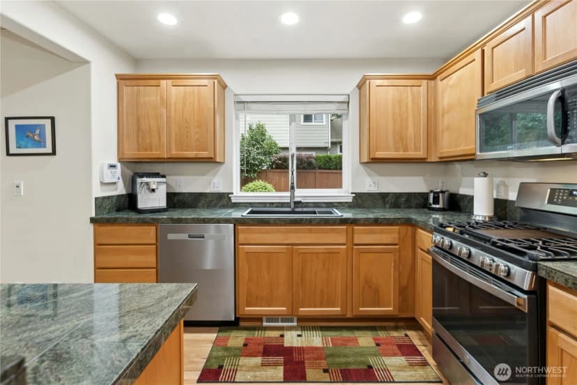 Property photo for 13276 124th Court Ne, Kirkland photo 9