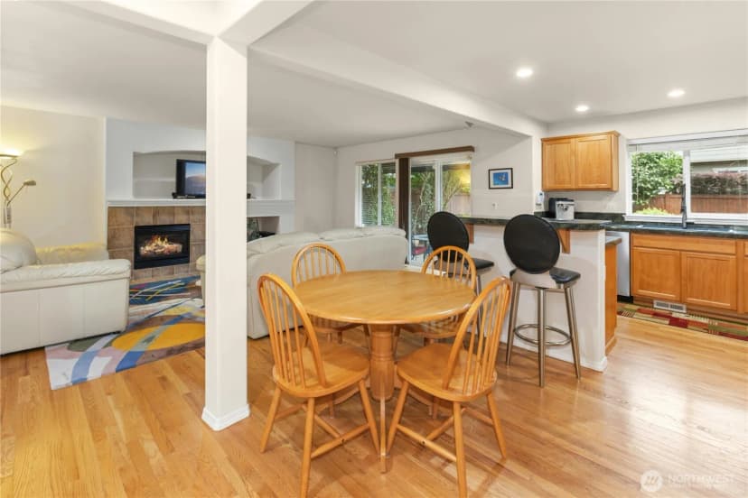 Property photo for 13276 124th Court Ne, Kirkland photo 14