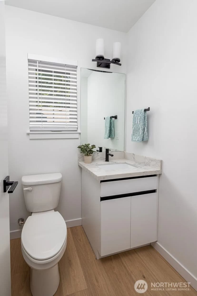 Property photo for 13732 Stone Avenue N, Seattle photo 10