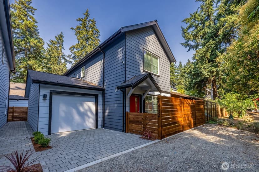 Property photo for 13732 Stone Avenue N, Seattle