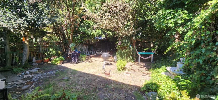 Property photo for 1016 Ne 69th Street, Seattle photo 22