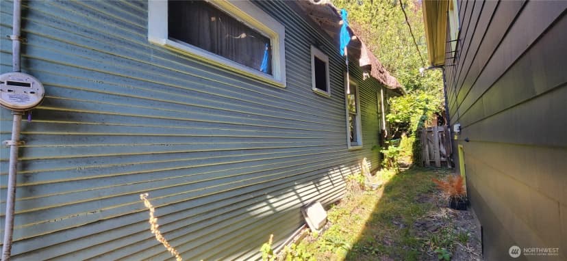 Property photo for 1016 Ne 69th Street, Seattle photo 23