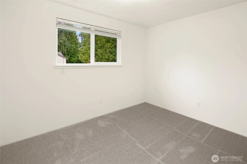 Property photo for 2418 74th Street Se, Everett photo 14