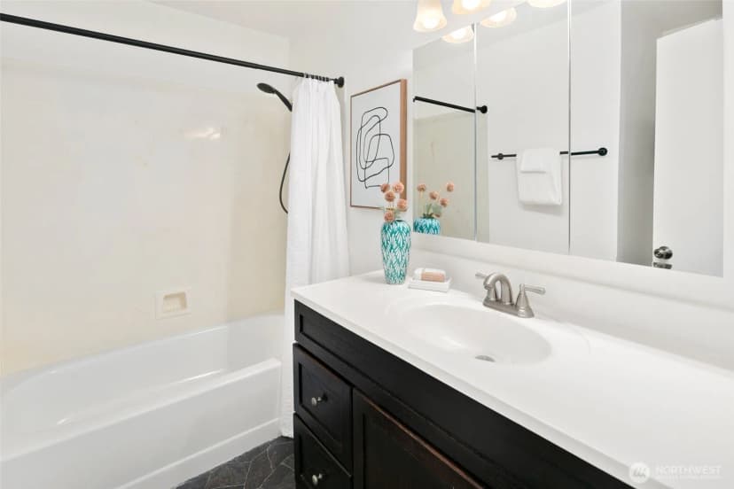 Property photo for 2418 74th Street Se, Everett photo 17