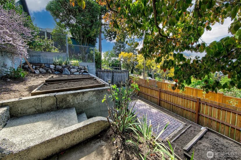 Property photo for 5053 Baker Avenue Nw, Seattle photo 30