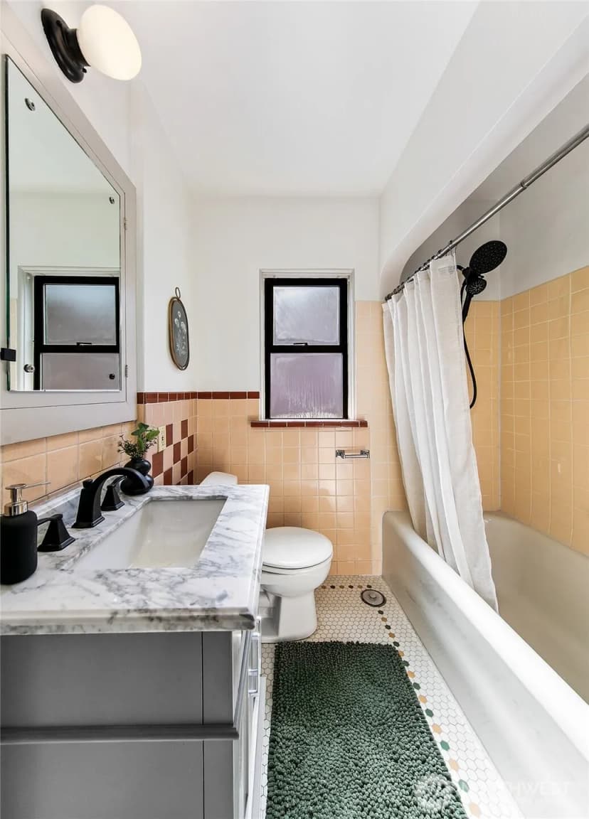 Property photo for 5053 Baker Avenue Nw, Seattle photo 18