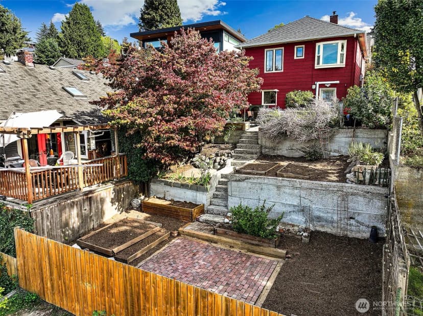Property photo for 5053 Baker Avenue Nw, Seattle photo 31