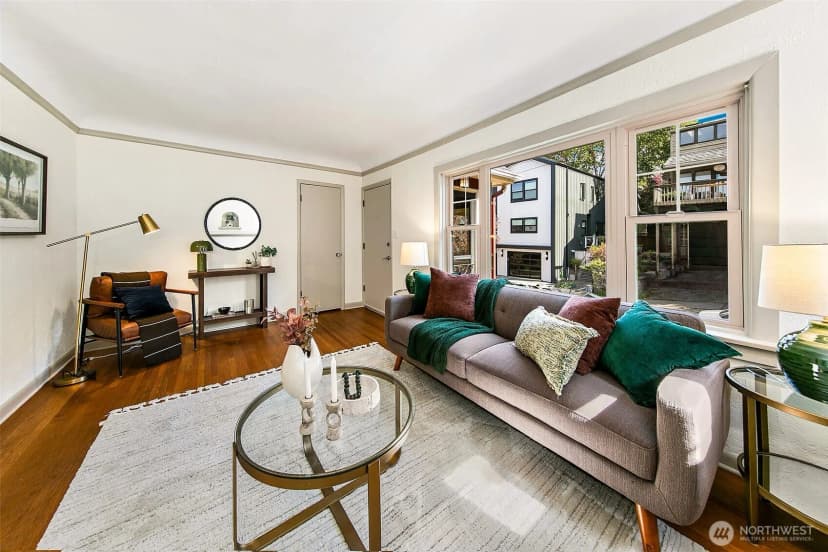 Property photo for 5053 Baker Avenue Nw, Seattle photo 6