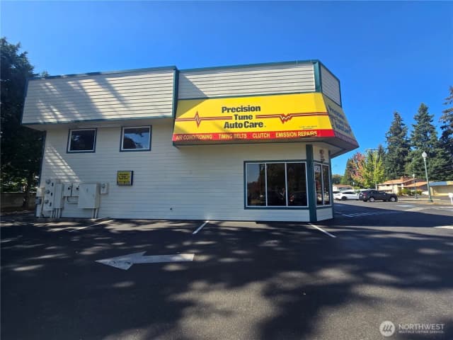 Property photo for 4828 Bridgeport Way W, University Place photo 5