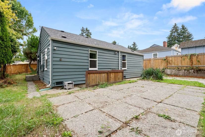 Property photo for 12015 69th Avenue S, Seattle photo 16