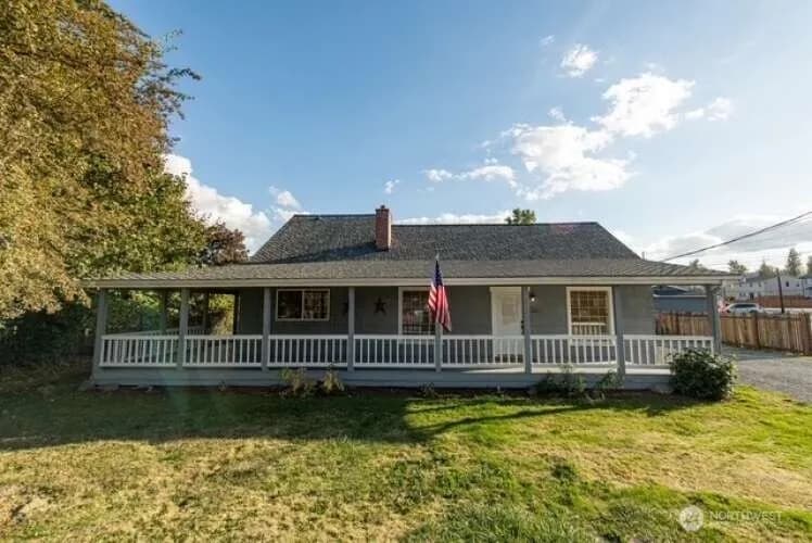 Property photo for 704 Kansas Street Sw, Orting