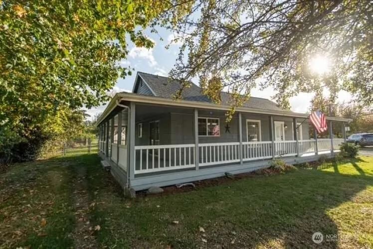 Property photo for 704 Kansas Street Sw, Orting photo 5