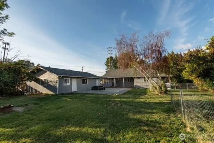 Property photo for 704 Kansas Street Sw, Orting photo 32