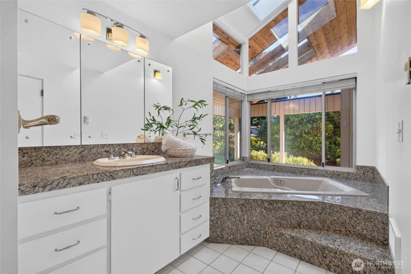 Property photo for 1455 Nw 188th Street, Shoreline photo 22