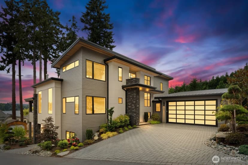 Property photo for 8333 Ne Juanita Drive, Kirkland photo 31