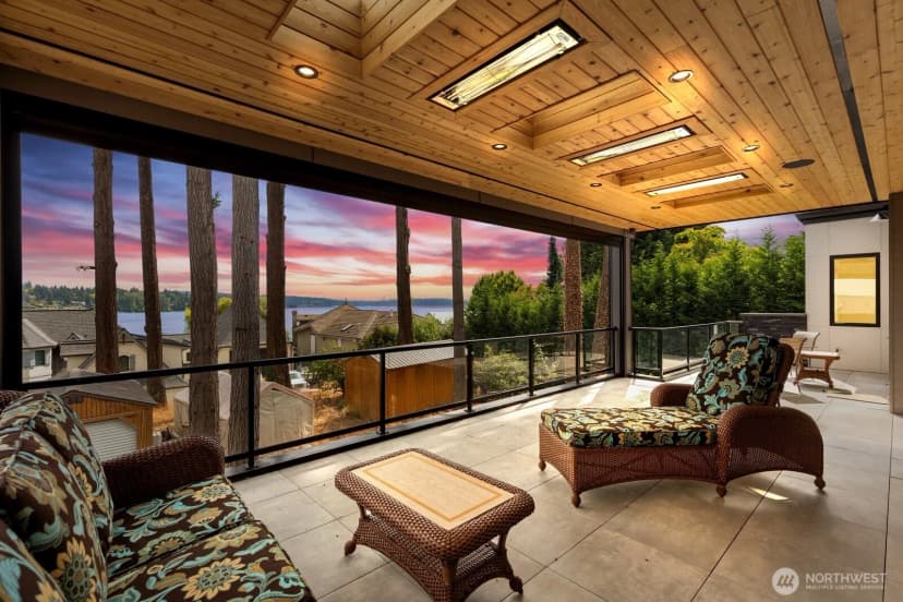 Property photo for 8333 Ne Juanita Drive, Kirkland photo 34