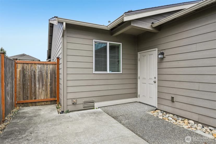 Property photo for 18827 105th Avenue Ct E, Puyallup photo 32