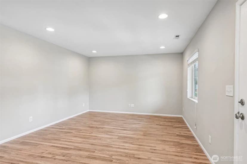 Property photo for 18827 105th Avenue Ct E, Puyallup photo 5