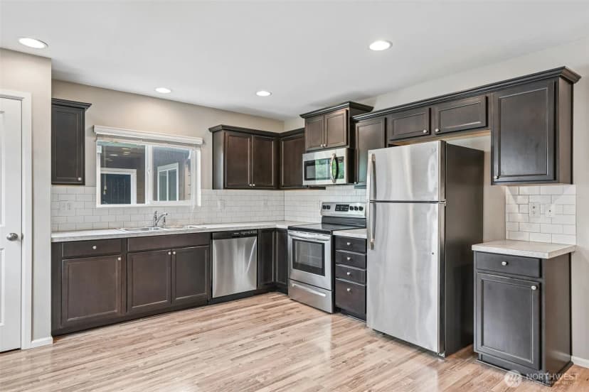Property photo for 18827 105th Avenue Ct E, Puyallup photo 10
