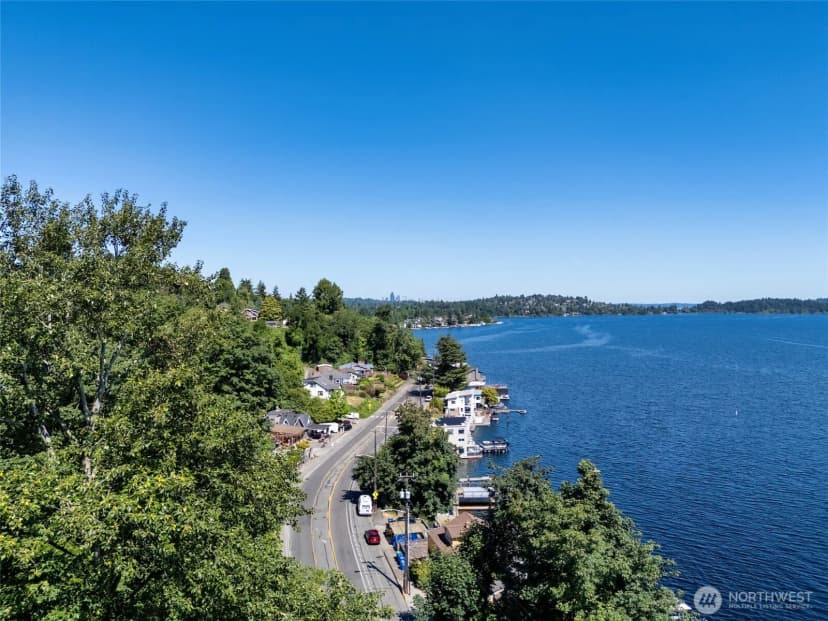 Property photo for 97 Xx Arrowsmith Avenue S, Seattle photo 11