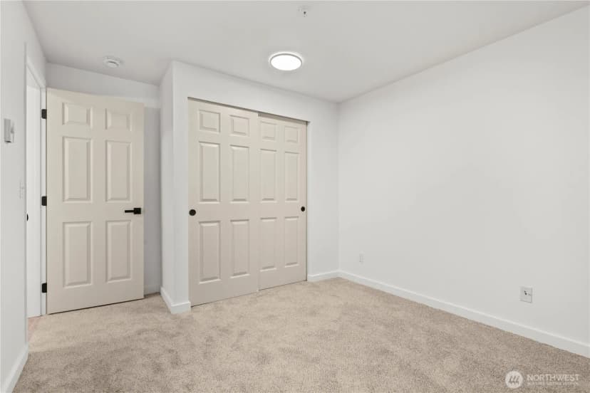 Property photo for 1628 118th Avenue Se #f217, Bellevue photo 22