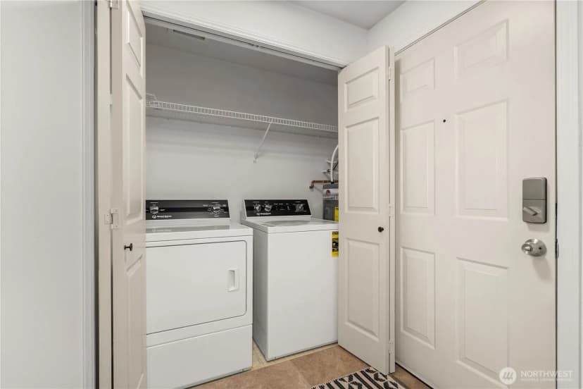Property photo for 1628 118th Avenue Se #f217, Bellevue photo 24